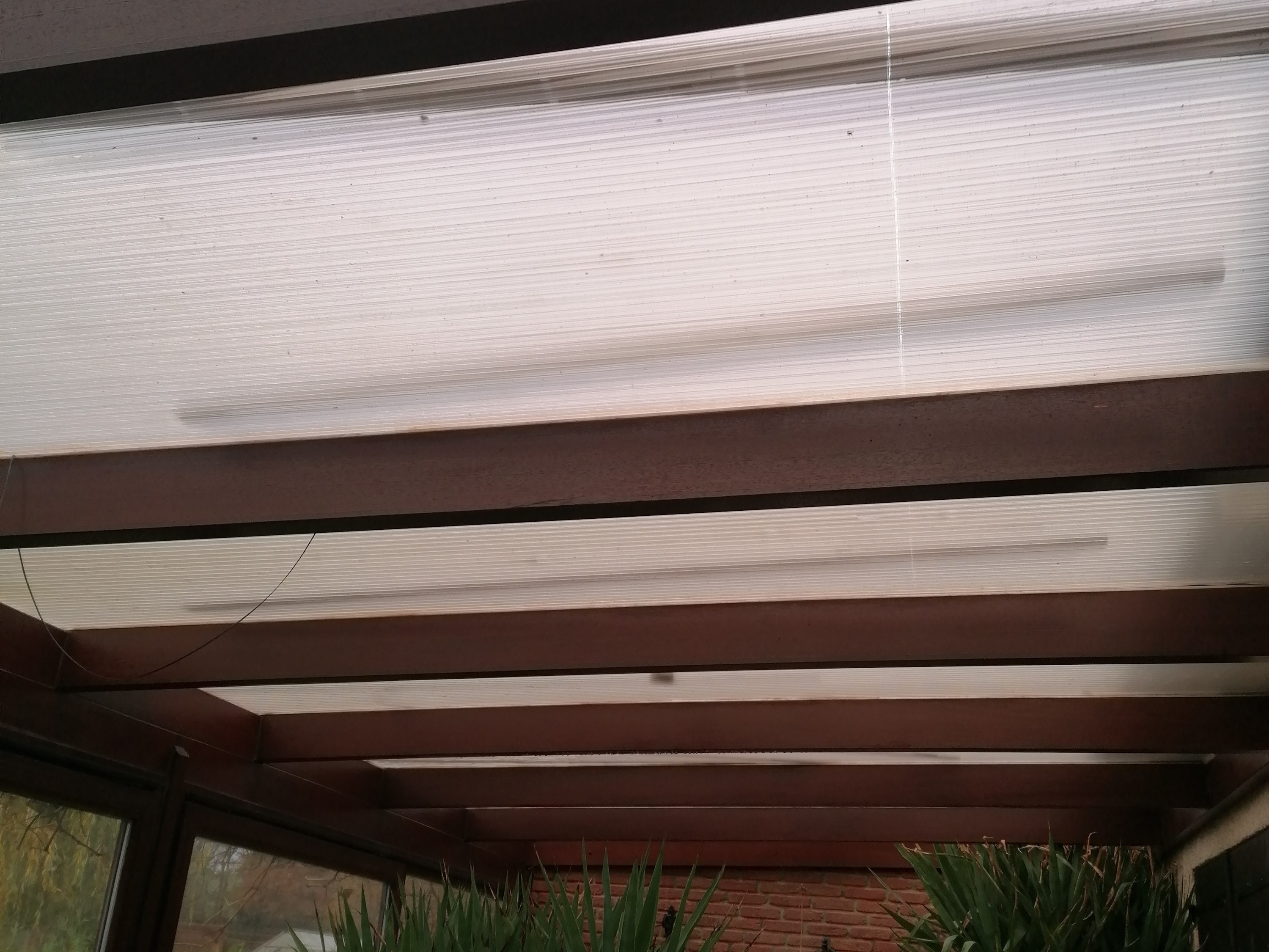 Toiture Pergola Avant Changement Plaques Polycarbonates